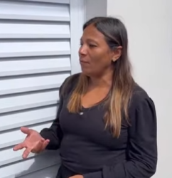 T0902001 Se achando porque namorado lhe deu um celular, mas felicidade dela durou pouco part2