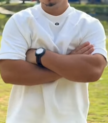 T1801004 Ela ficou sem graca ao ver que nao tinha um real pra ajudar pediu ate dinheiro da part2