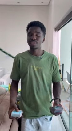 T0902010 Sua vizinha ri4 dele por causa das condições que ele vivia, sem pensar que você está em cima hoje amanhã quem part2