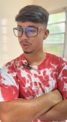 T1801010 Empregada pegava mesada da filha do patrao escondido ate que um dia patrao descobre part2