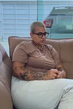 T0702001 Marido queria apenas um celular na casa dele sua esposa que não tivesse nada part2