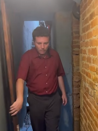 T0802003 Pai elabora um plano para dar uma lição ao seu filho mal educado part2