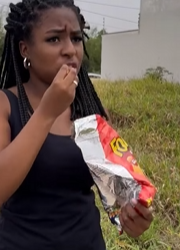 T0921004 Queria tudo não contribuía em nada part2