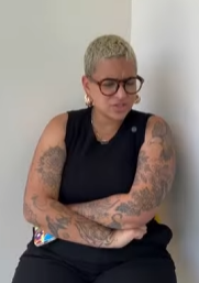 T0921008 Queria provar comida antes do tempo porque era imã dela