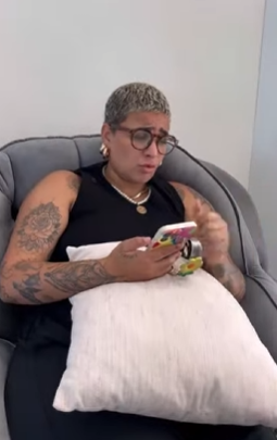 T1102005 Queria mandar no veículo do vizinho quando ele levou para trabalho