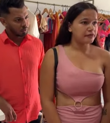 T1302003 Essa ma fez algo impensa vel para conseguir as fraldas da filha