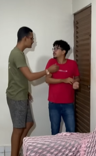 T1721019 Parece amor… mas será que é mesmo?