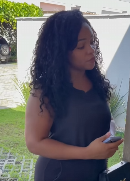 T1236009 Segurança barrou a própria dona da empresa por falta de crachá part2