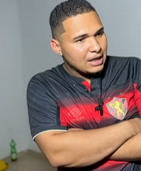 T0101018 Eu deveria fazer certo ou chama polícia prejudicar meu pai