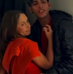 T0401002 Ovos no porta mala! part2