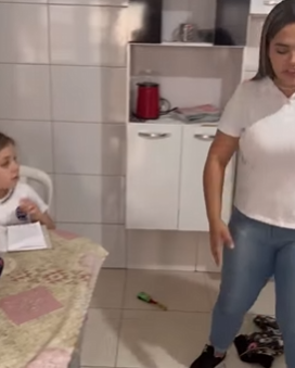 T0502008 Ela maltratava sua enteada até que vida lhe ensinou esta lição part2