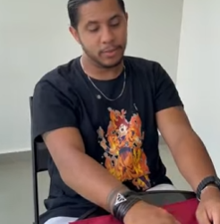 T0621001 Todos os dias ia procurar comida na casa da vizinha até que isso aconteceu