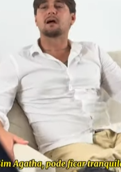 T0701004 Ela maltratou funcionária seu filho viu