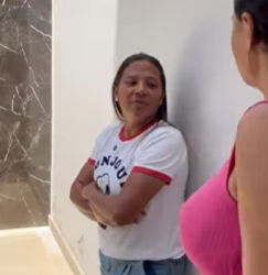 T0321017 Ela foi buscar um futuro melhor irmã pensou contrário