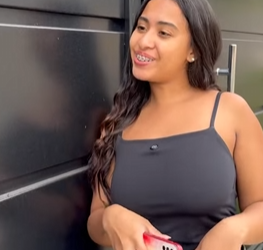 T0402003 Ela se preocupava com marido porque ele saia todos os dias