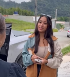 T1721003 Uma roupa não define personalidade da pessoa part2