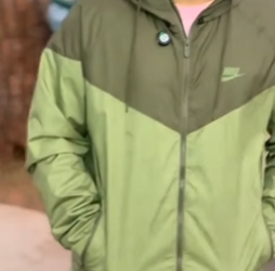 T1801002 Esposa acha que marido tem obrigacao de ficar dando carro pro seu filho de menor entao ele