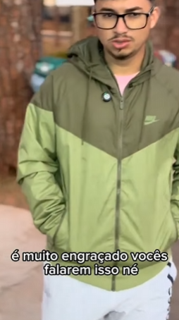 T1801002 Esposa acha que marido tem obrigacao de ficar dando carro pro seu filho de menor entao ele