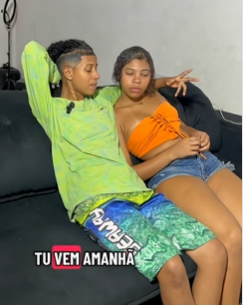 T1801010 Mãe desmascara seu filho na frente de suas supostas noras part2