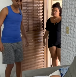 T1801013 Quem foi que pegou dinheiro