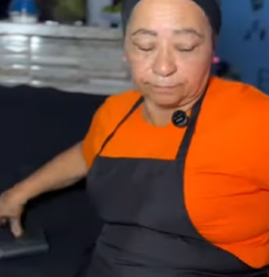 T0702001 Sua própria irmã fez algo muito feio na casa