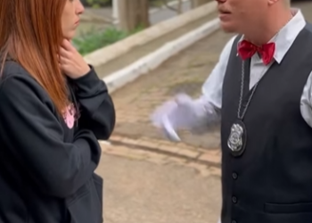 T0802017 Magico faz desaparecer criança por engano deixou todos sem palavras part2