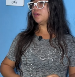 T1802007 ele foi desmascarado mulher não sabe como agir