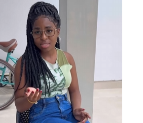 T1702011 Elas se mudaram para uma casa porque foi vendida barato dona voltou isso aconteceu part2