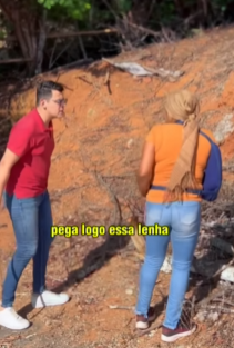 T0102012 Luís fez certo em colocar Adriana para pegar lenha