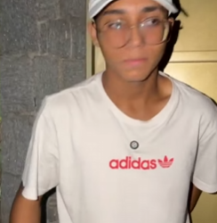 T0404015 Olha isso part2