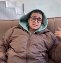 T1104009 Convidou irmã para casa dela ela veio com família