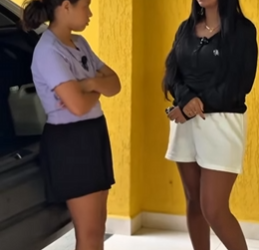 T0304007 ELA SAIU DO PORTA MALAS CHORANDO