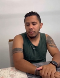 T0304011 Sua vizinha ri4 dele por causa das condições que ele vivia, sem pensar que você está em cima hoje amanhã quem part2