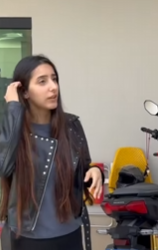 T0402008 Me fingi de cega para ver mentira da minha irmã