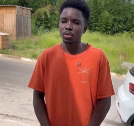 T0602001 vizinha emprestou lhe um liquidificador olha que ela fez com ele part2