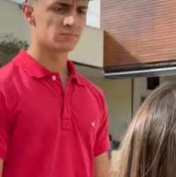 T0401002 Ela era aleijada! part2