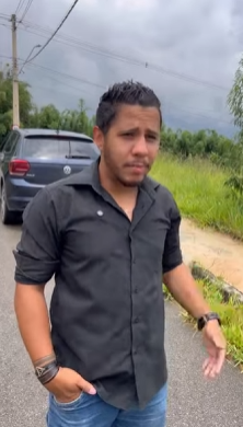 T1102002 Chegou dos Estados Unidos assim foi recebido pela família part2