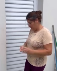 T1102005 primeiro salário foi dado para minha mãe partir desse momento não me falta dinheiro part2