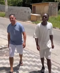 T1102012 Mulher vendia sopa até às da manhã olha que vizinha fez part2