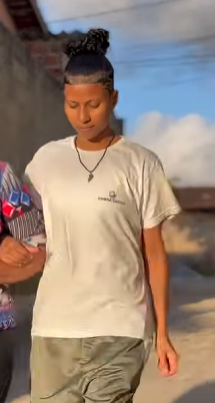 T0101006 Vocês acha que eu deveria contar verdade pra minha irmã part2