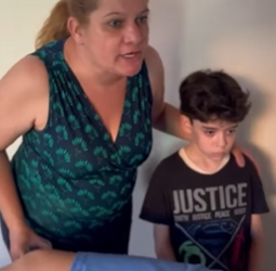 T0502001 Menino milionário engana sua madrasta interesseira part2