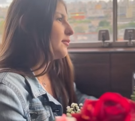 T0502002 Homem rico finge ser pobre para encontrar uma namorada sincera part2