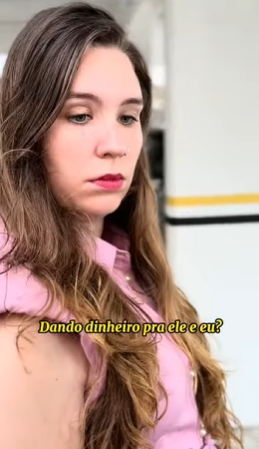 T0712029 Ele pegou bola do lixo para dar pro seu filho olha que aconteceu part2