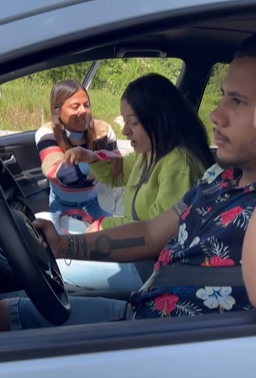 T0602001 Minha mãe minha esposa queria ir no banco da frente do carro no final isso aconteceu part2