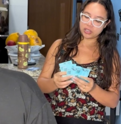 T0721019 Empregada esconde padrão mostra verdade