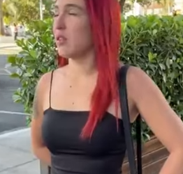 T1321015 Mulher gasta todo dinheiro que marido manda dos part2