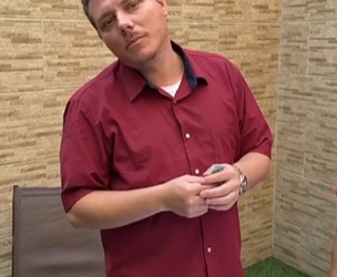 T1002033 Tenha cuidado em quem você confia