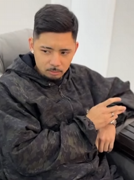 T1002038 Ela queria que marido exibisse mais então ela part2