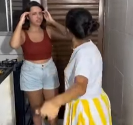 T0301019 Mulher que trai marido com irmão