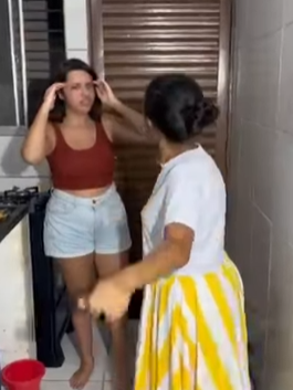 T0301019 Mulher que trai marido com irmão